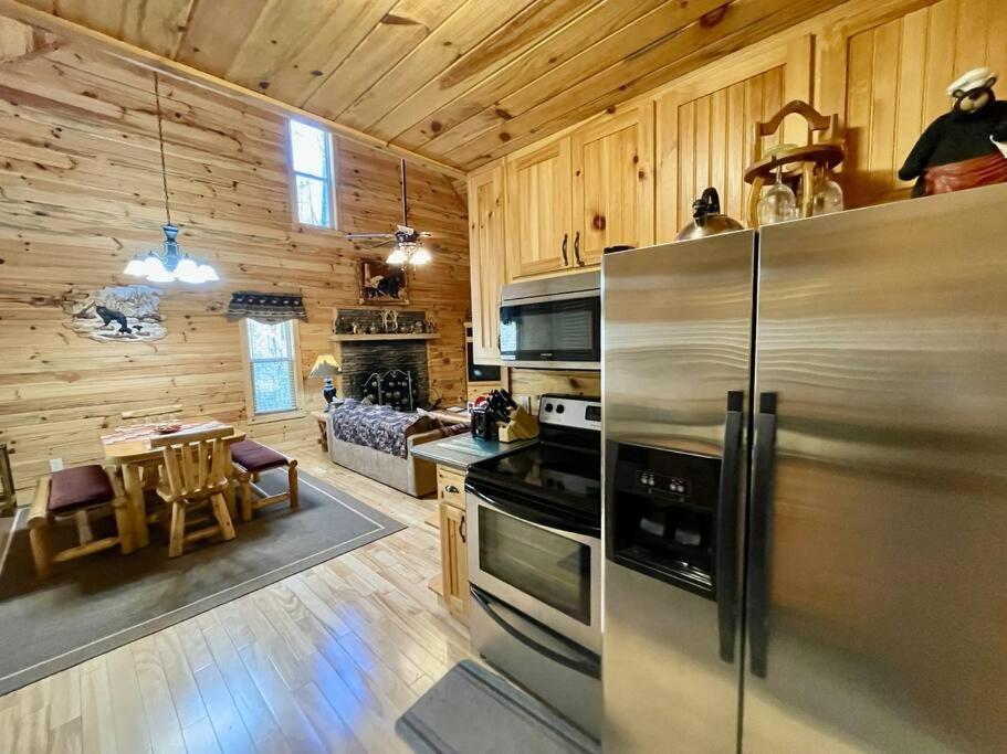 2 Bed Cabin Hot Tub Close To Helen #16 エクステリア 写真