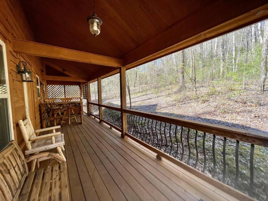 2 Bed Cabin Hot Tub Close To Helen #16 エクステリア 写真