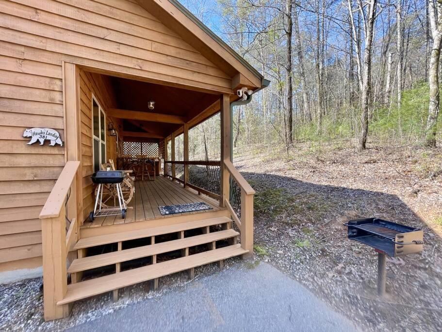2 Bed Cabin Hot Tub Close To Helen #16 エクステリア 写真