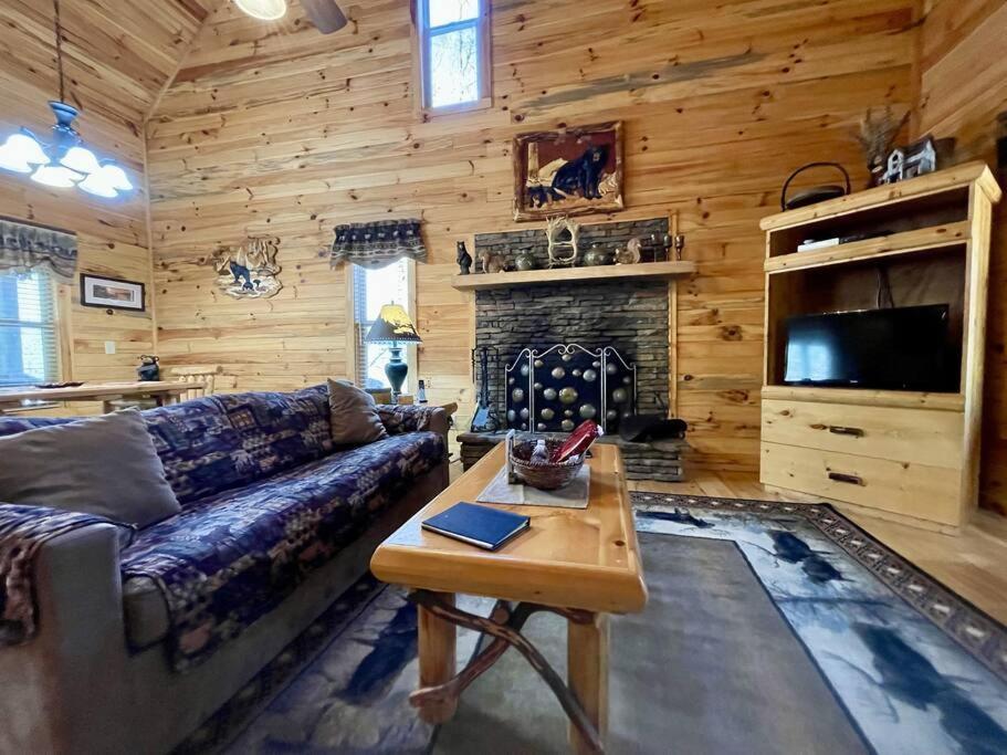 2 Bed Cabin Hot Tub Close To Helen #16 エクステリア 写真